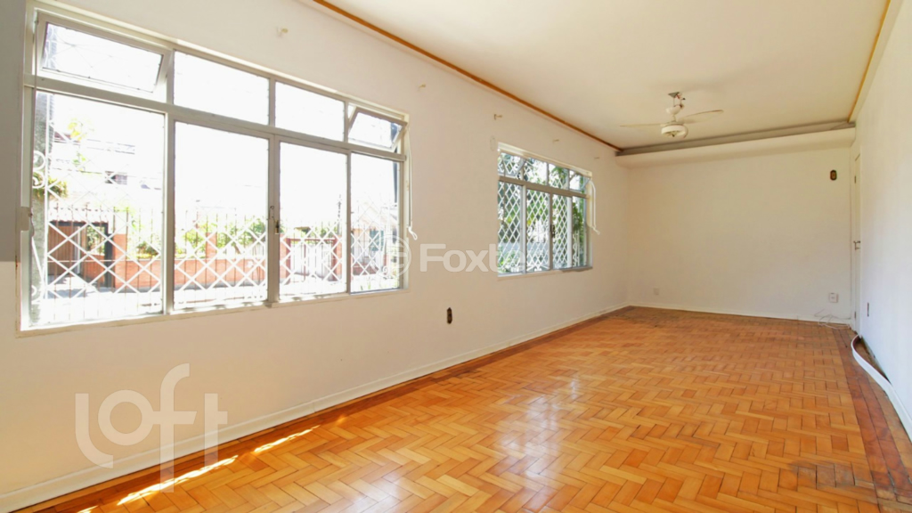 Casa à venda com 4 quartos, 217m² - Foto 4