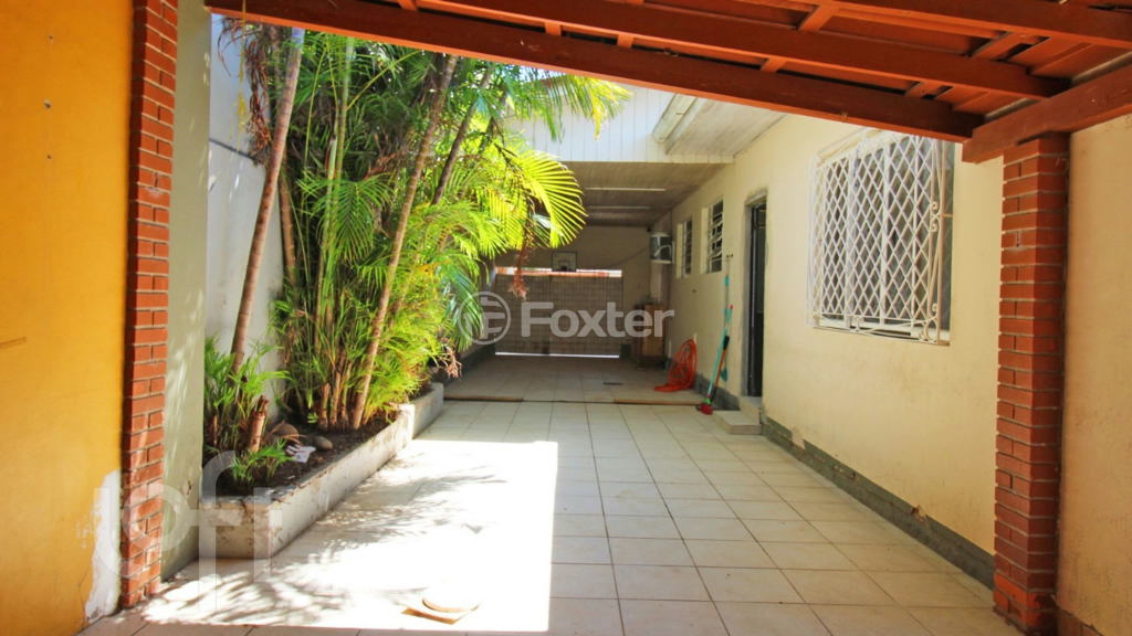 Casa à venda com 4 quartos, 217m² - Foto 29