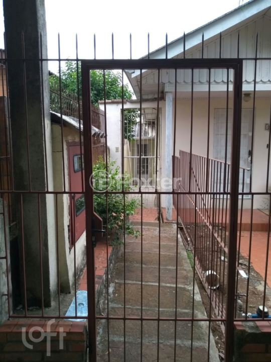 Casa à venda com 2 quartos, 60m² - Foto 16