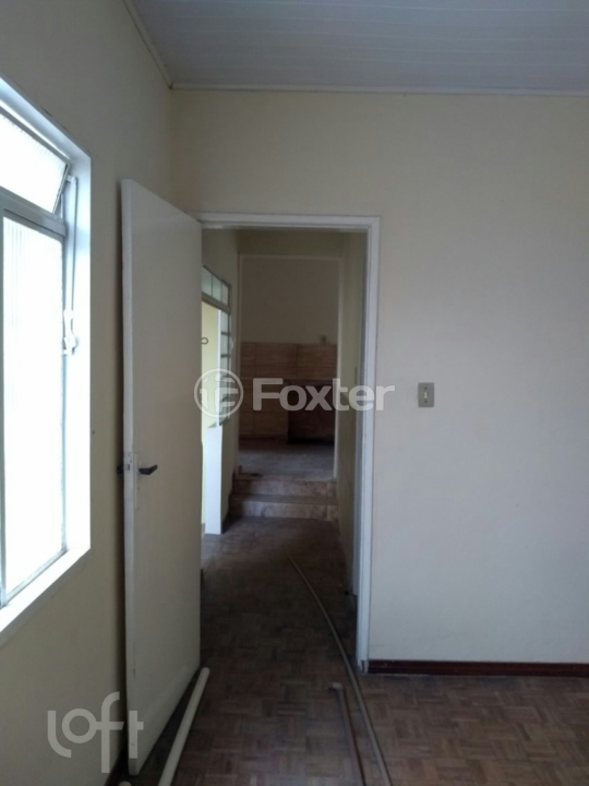 Casa à venda com 2 quartos, 60m² - Foto 9