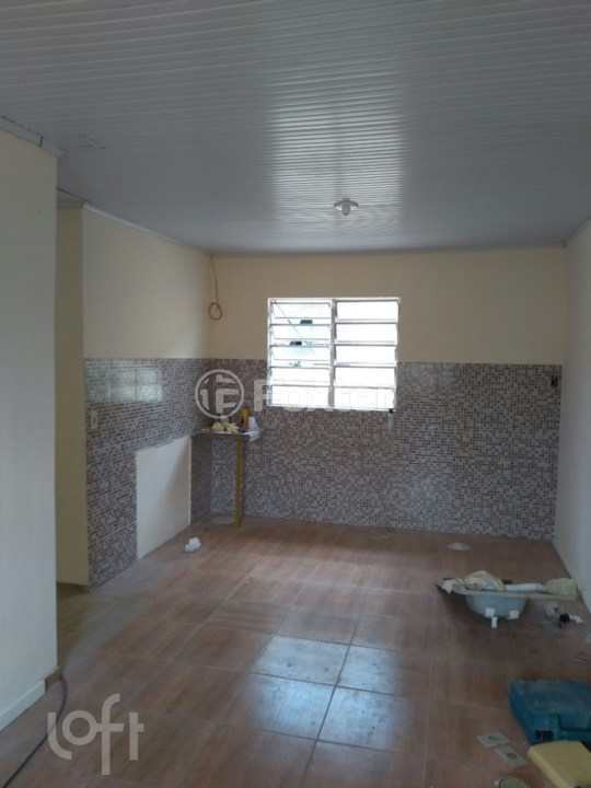 Casa à venda com 2 quartos, 60m² - Foto 7