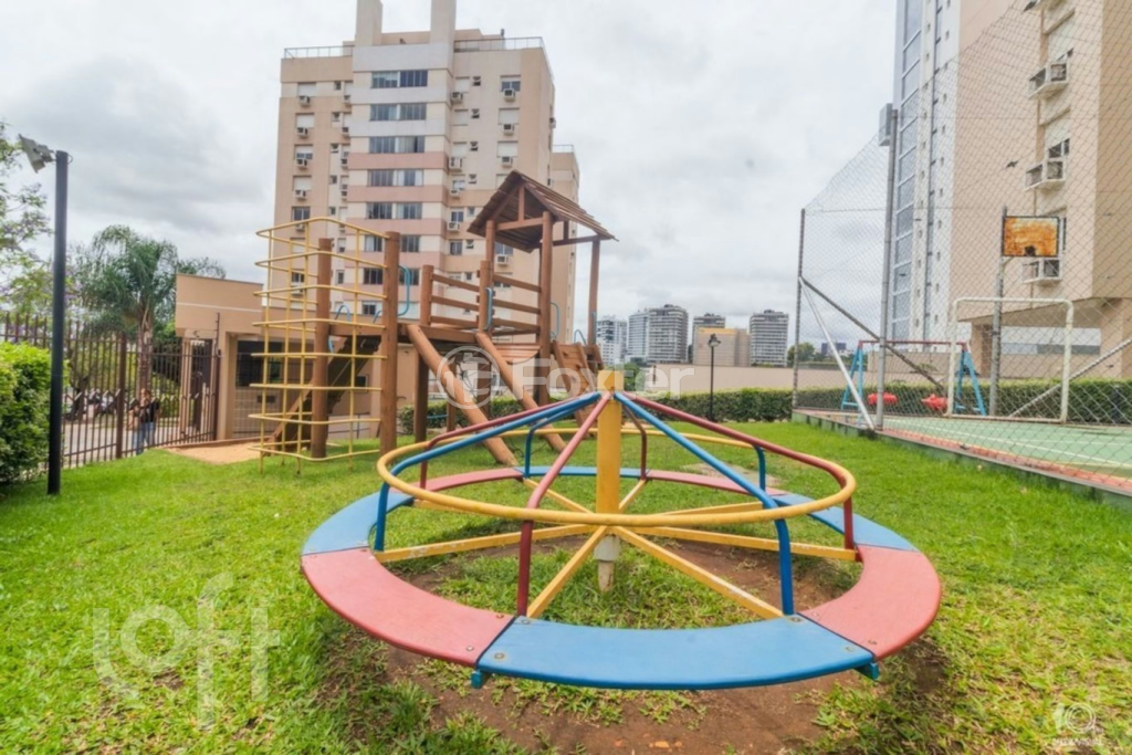 Apartamento à venda com 3 quartos, 113m² - Foto 42