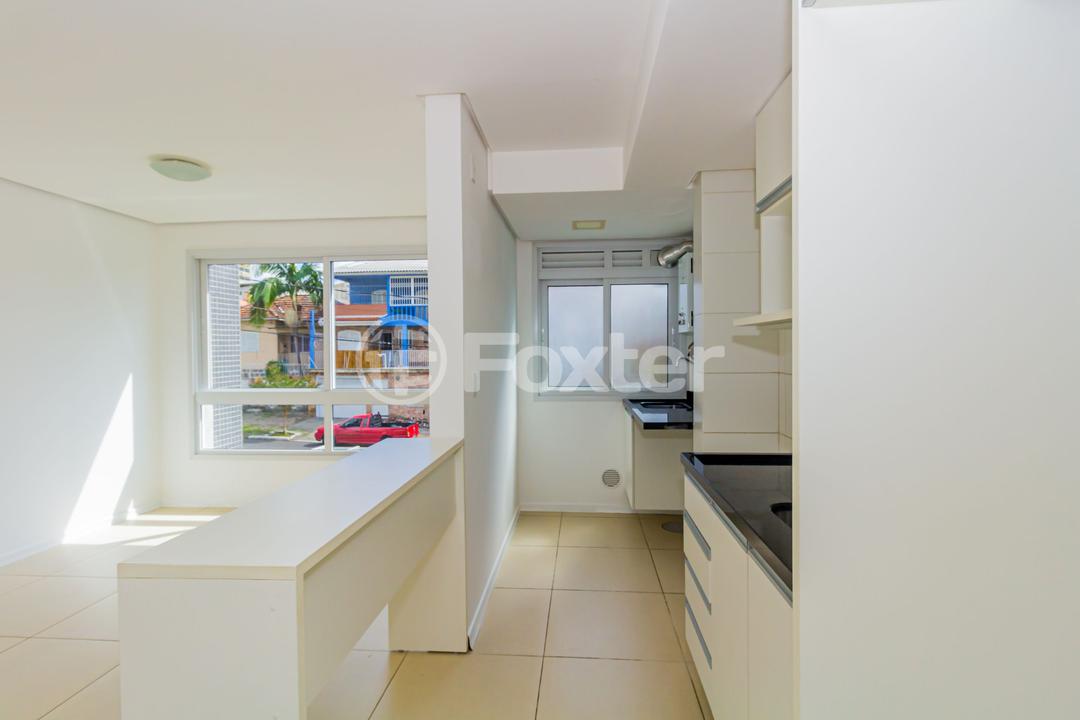 Apartamento à venda com 1 quarto, 38m² - Foto 15