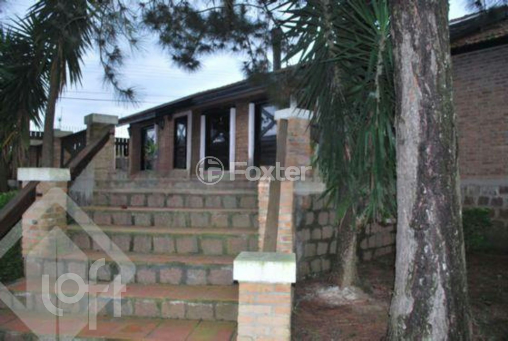 Casa à venda com 3 quartos, 130m² - Foto 2