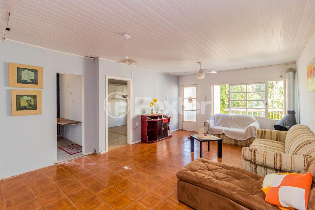Casa à venda com 3 quartos, 107m² - Foto 1