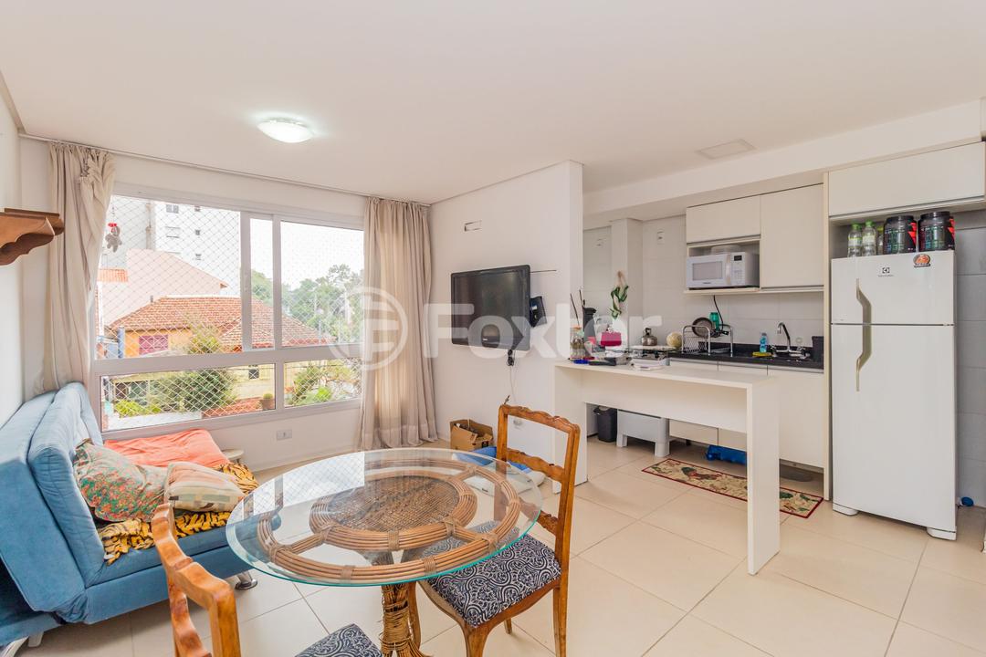 Apartamento à venda com 1 quarto, 38m² - Foto 2
