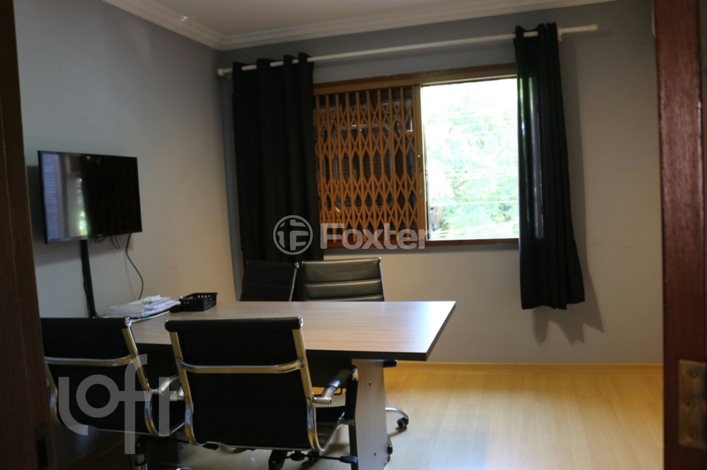 Casa à venda com 4 quartos, 260m² - Foto 7