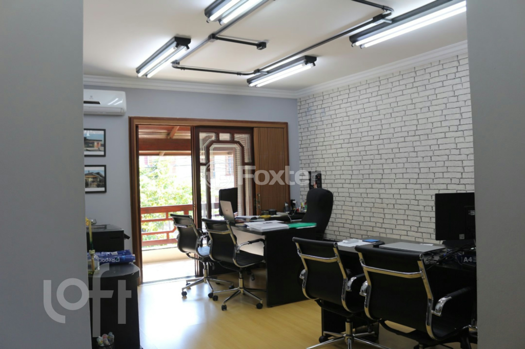 Casa à venda com 4 quartos, 260m² - Foto 13
