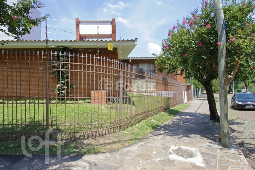 Casa à venda com 3 quartos, 214m² - Foto 34