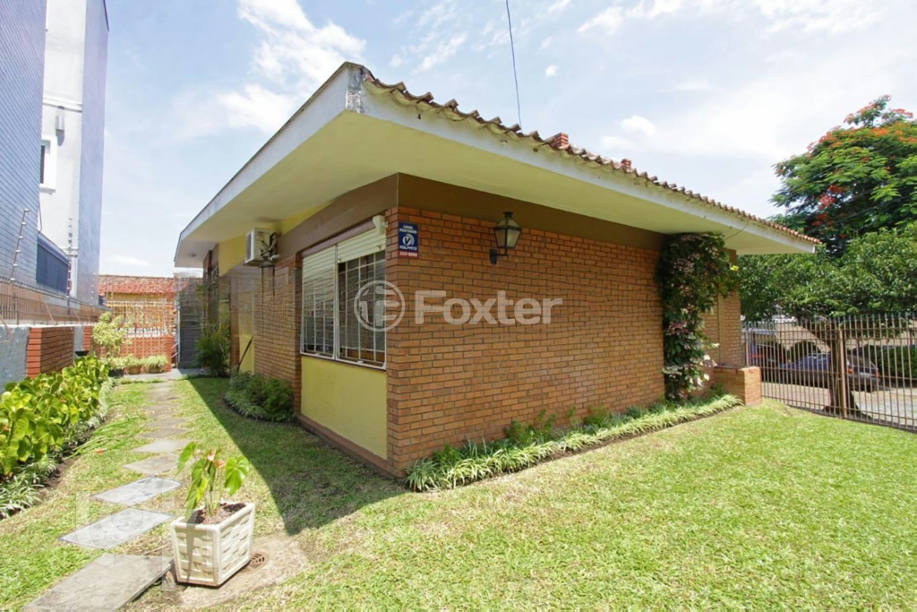 Casa à venda com 3 quartos, 214m² - Foto 32