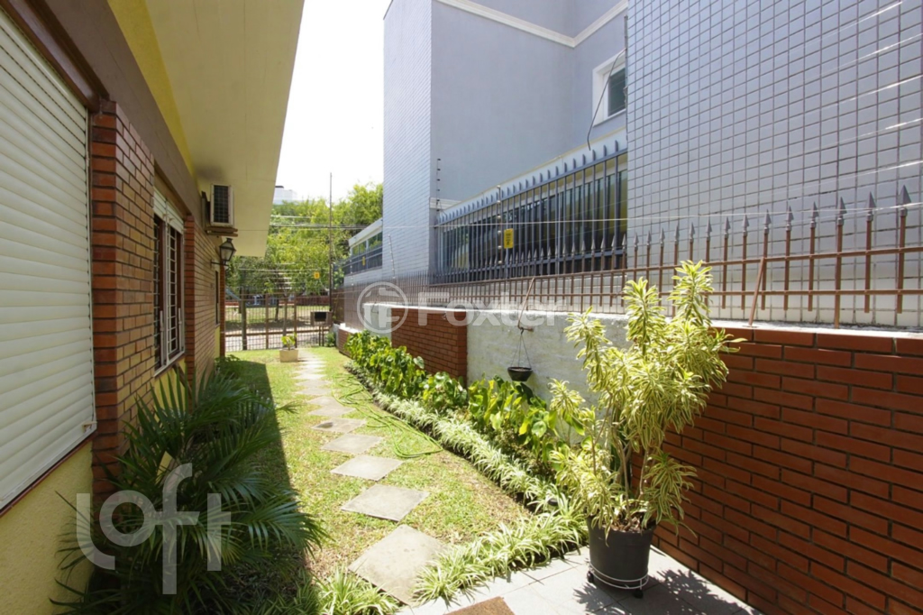 Casa à venda com 3 quartos, 214m² - Foto 23