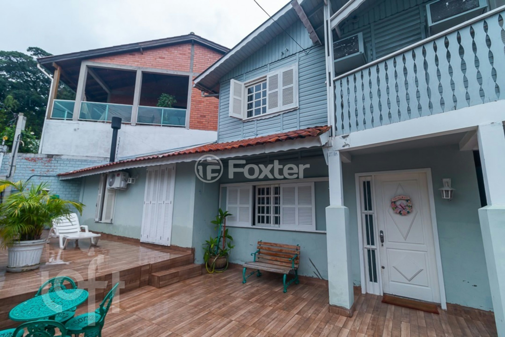 Casa à venda com 3 quartos, 130m² - Foto 30