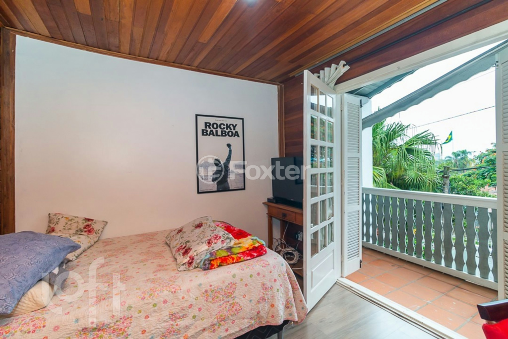 Casa à venda com 3 quartos, 130m² - Foto 9