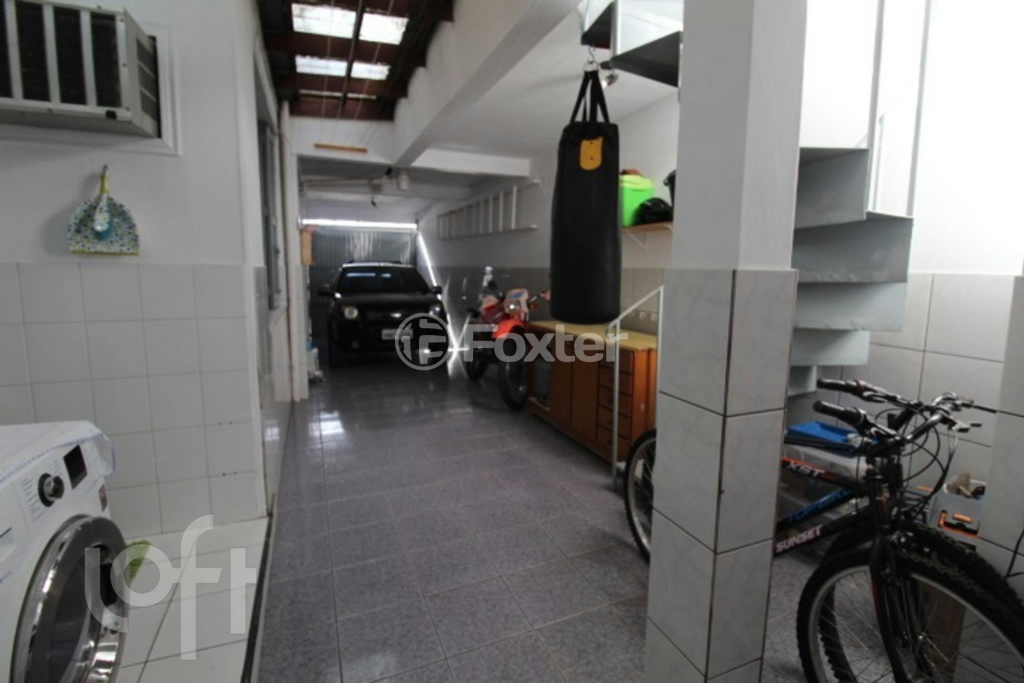 Apartamento à venda com 3 quartos, 120m² - Foto 2