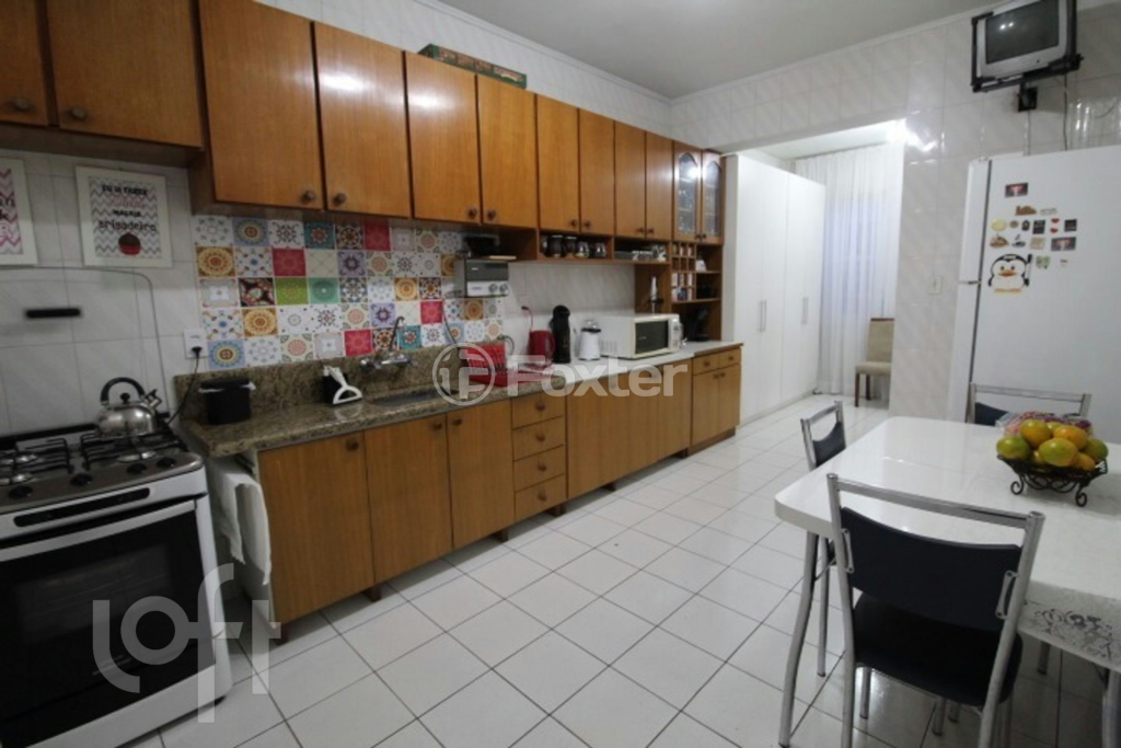 Apartamento à venda com 3 quartos, 120m² - Foto 1