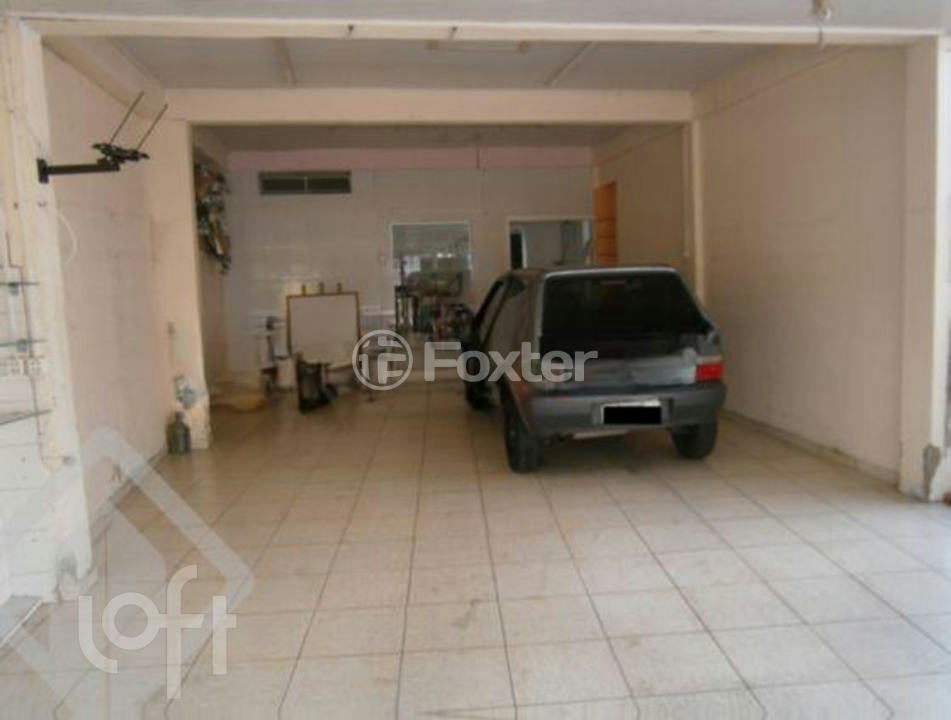 Casa à venda com 2 quartos, 243m² - Foto 2