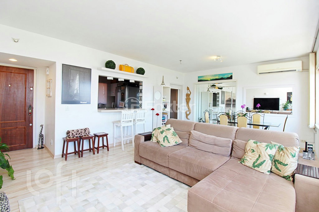 Apartamento à venda com 3 quartos, 117m² - Foto 1