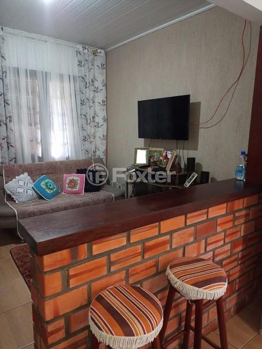 Casa à venda com 2 quartos, 90m² - Foto 4