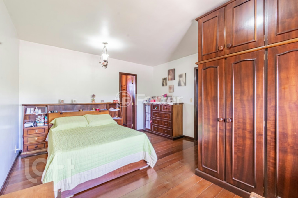Casa à venda com 3 quartos, 216m² - Foto 10