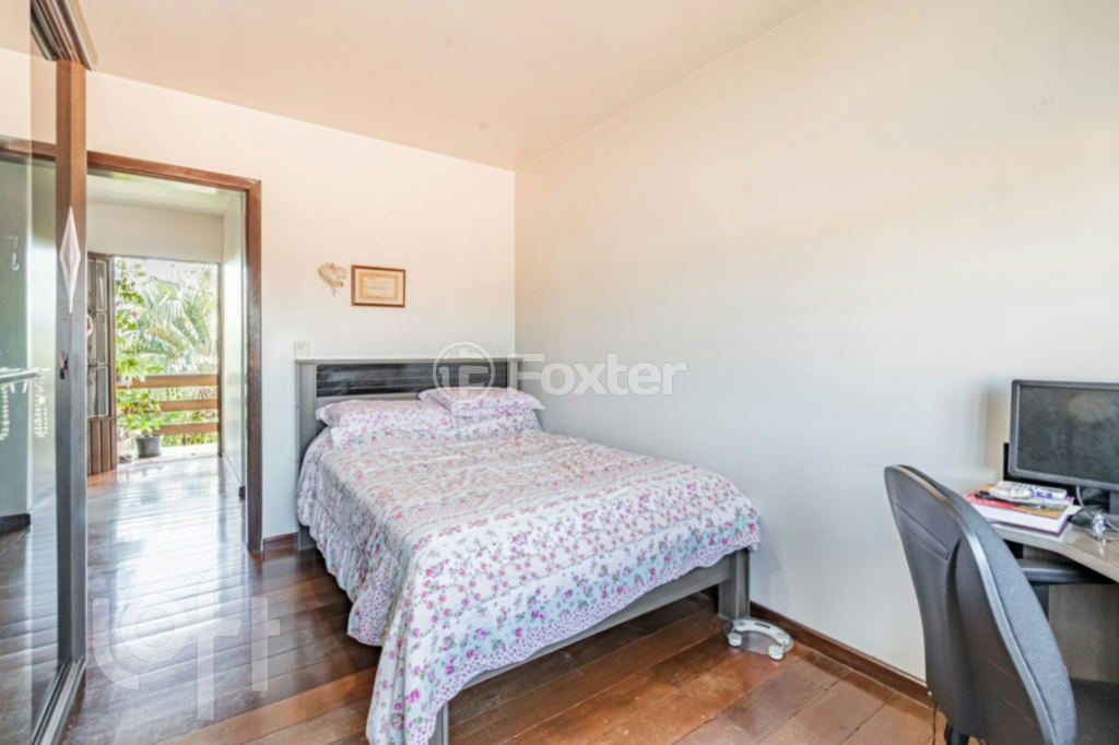 Casa à venda com 3 quartos, 216m² - Foto 16