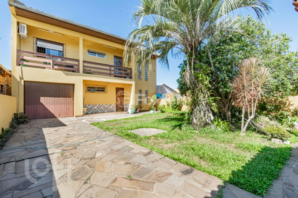 Casa à venda com 3 quartos, 216m² - Foto 3