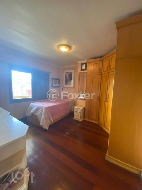Casa à venda com 3 quartos, 246m² - Foto 18