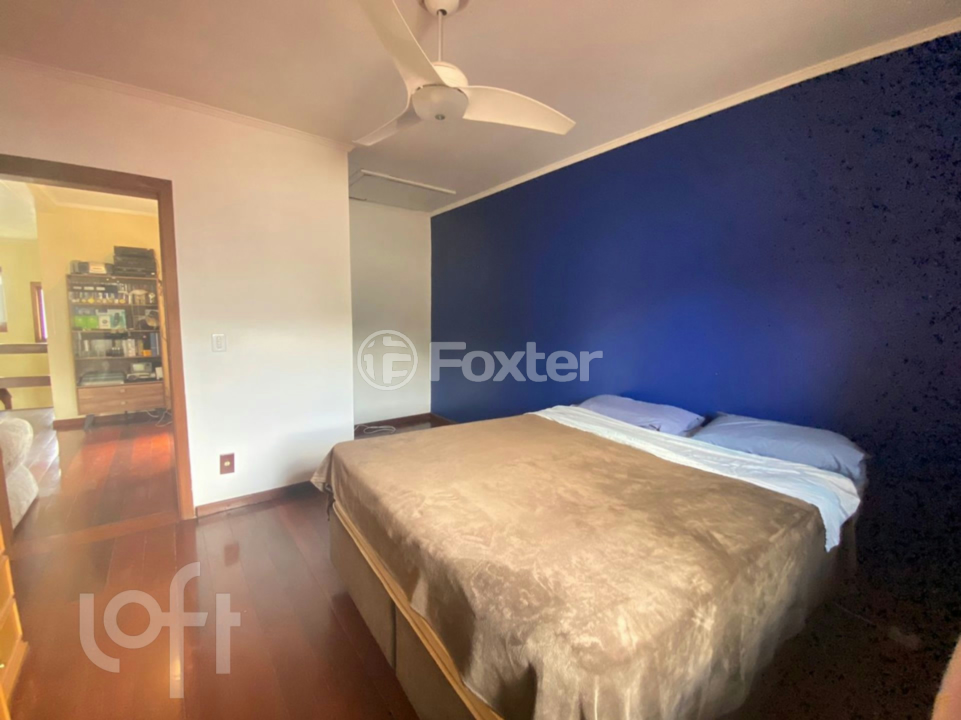 Casa à venda com 3 quartos, 246m² - Foto 11