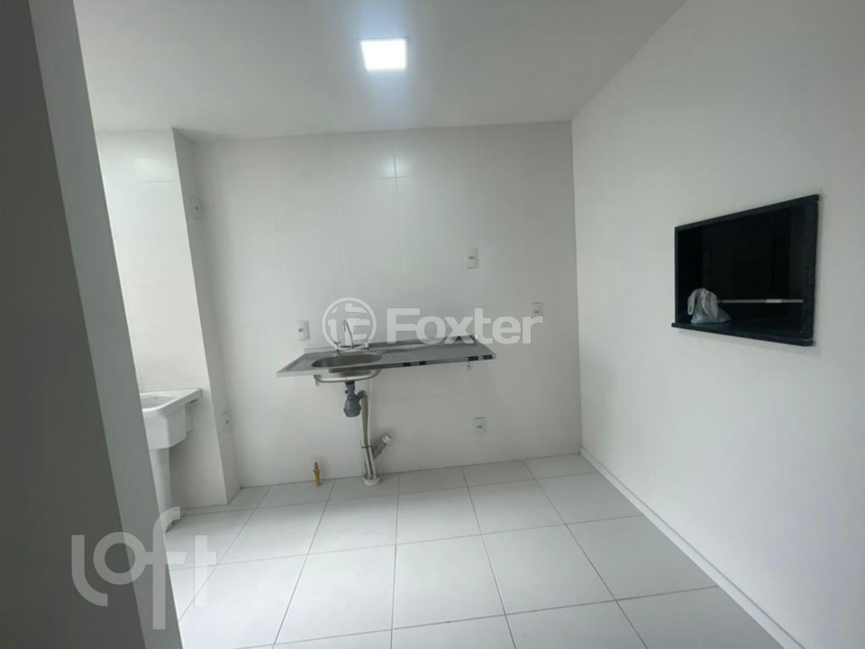 Apartamento à venda com 3 quartos, 76m² - Foto 6