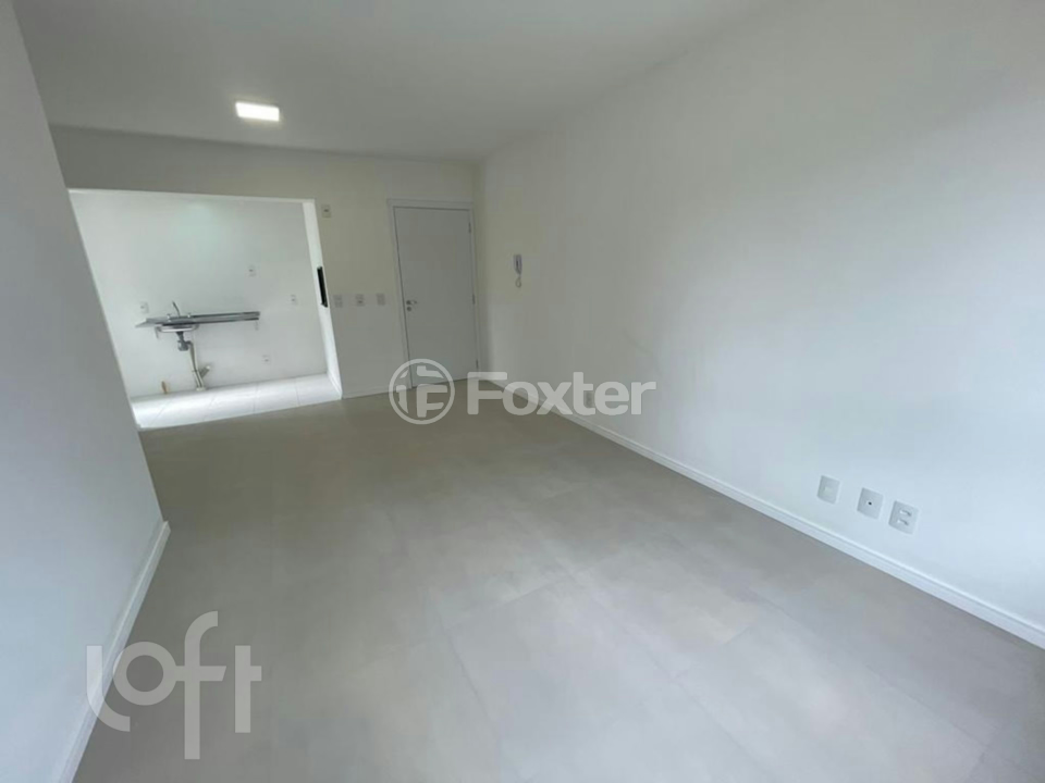 Apartamento à venda com 3 quartos, 76m² - Foto 7
