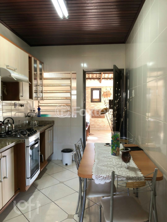 Casa à venda com 3 quartos, 77m² - Foto 6