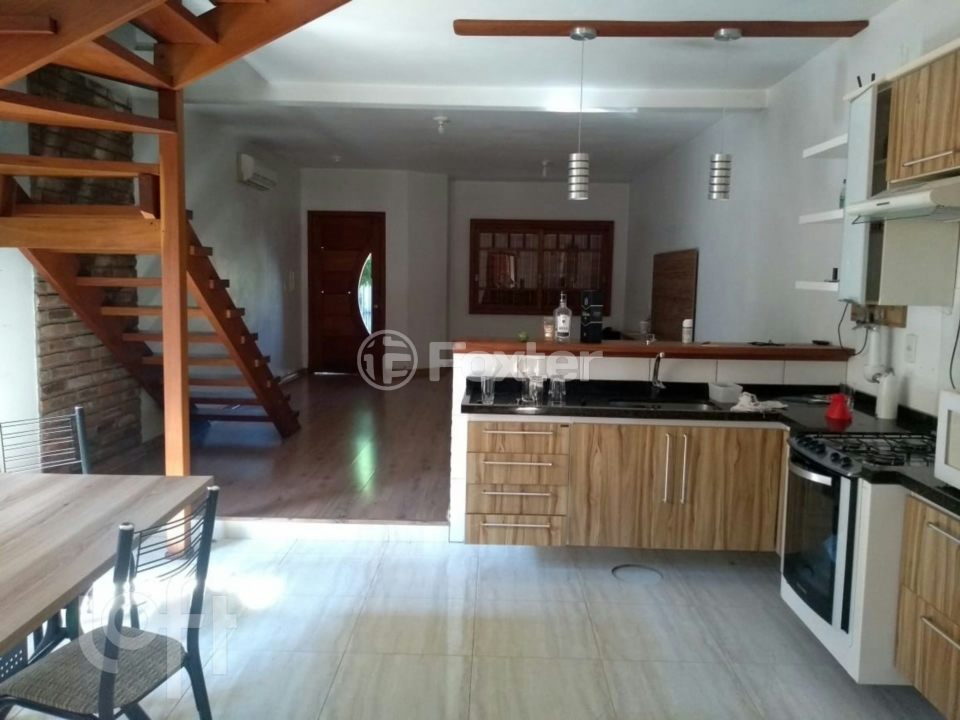 Casa à venda com 3 quartos, 176m² - Foto 3