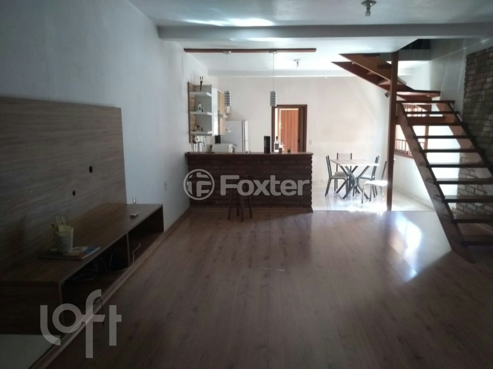 Casa à venda com 3 quartos, 176m² - Foto 2