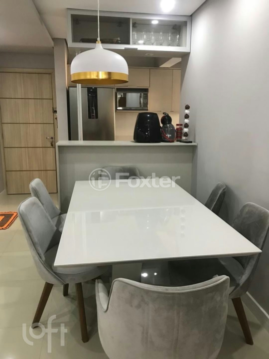 Apartamento à venda com 3 quartos, 84m² - Foto 2