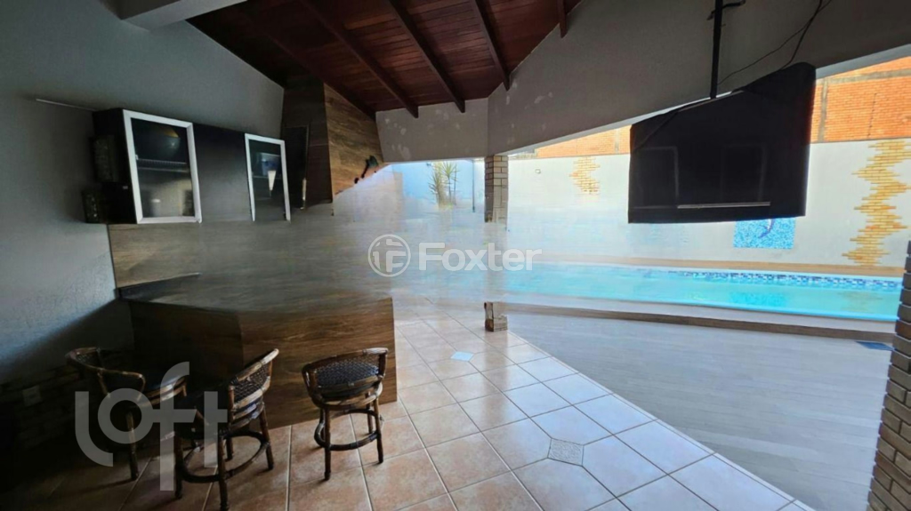 Casa à venda com 3 quartos, 344m² - Foto 4