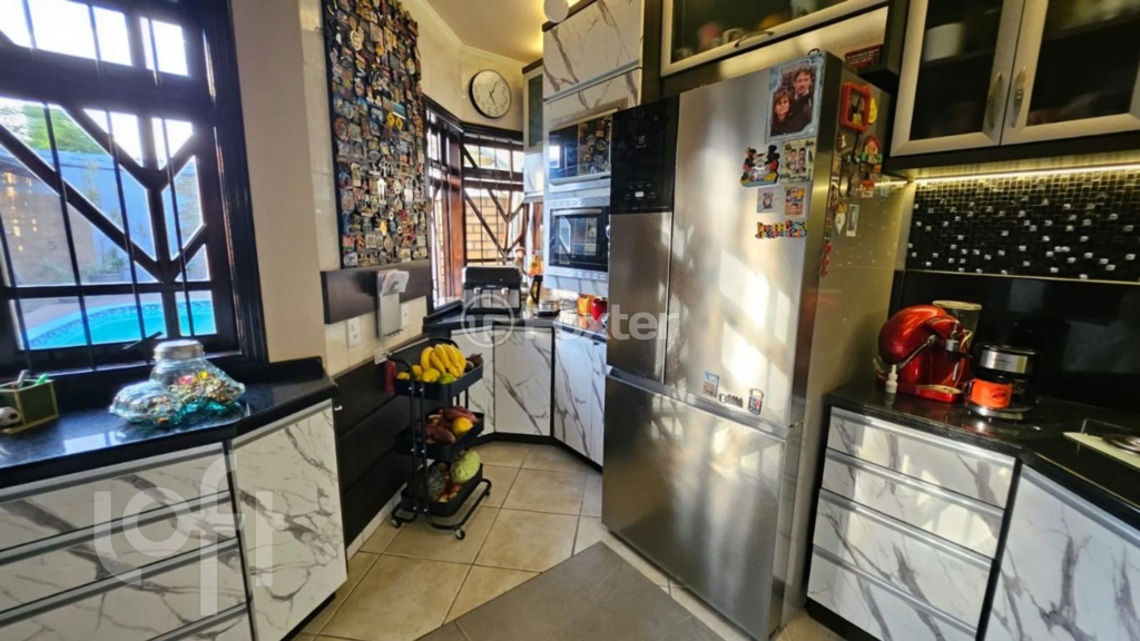 Casa à venda com 3 quartos, 344m² - Foto 17