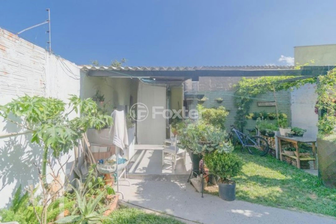 Casa à venda com 3 quartos, 100m² - Foto 26