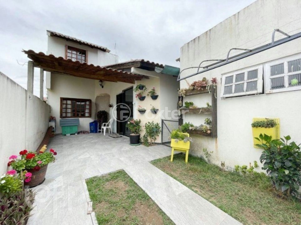 Casa à venda com 3 quartos, 100m² - Foto 24