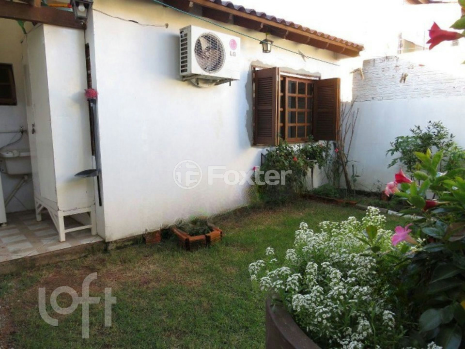 Casa à venda com 3 quartos, 100m² - Foto 5