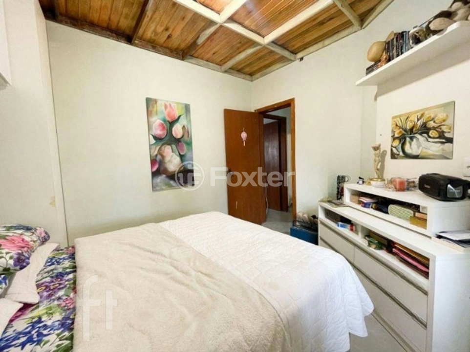 Casa à venda com 3 quartos, 100m² - Foto 18