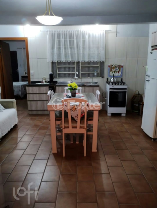 Casa à venda com 4 quartos, 140m² - Foto 8