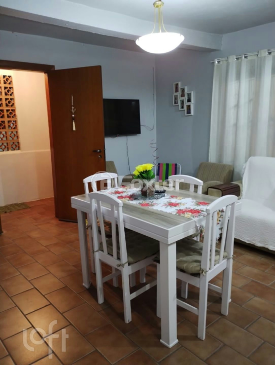 Casa à venda com 4 quartos, 140m² - Foto 7