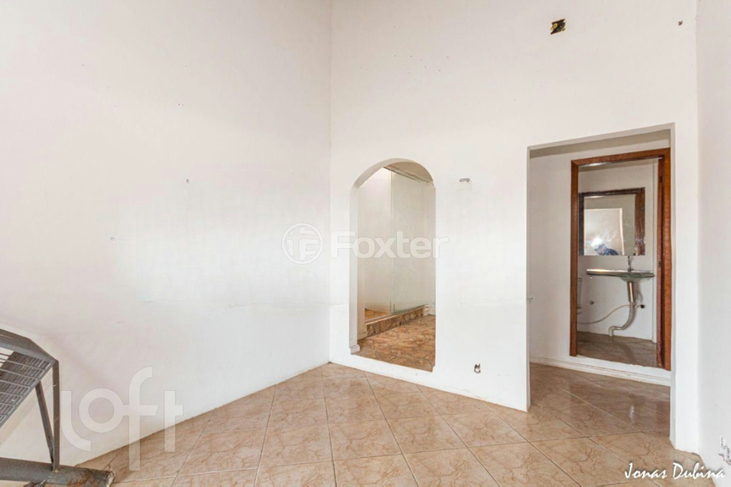 Casa à venda com 3 quartos, 230m² - Foto 6