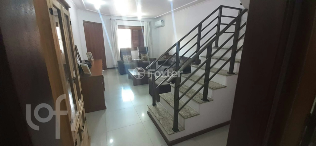 Casa à venda com 4 quartos, 150m² - Foto 3
