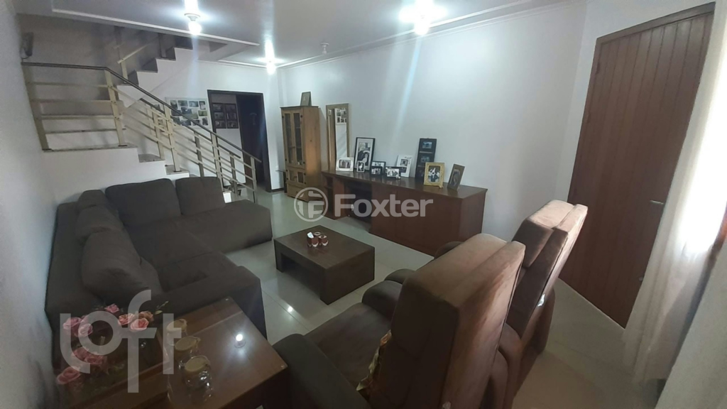 Casa à venda com 4 quartos, 150m² - Foto 2