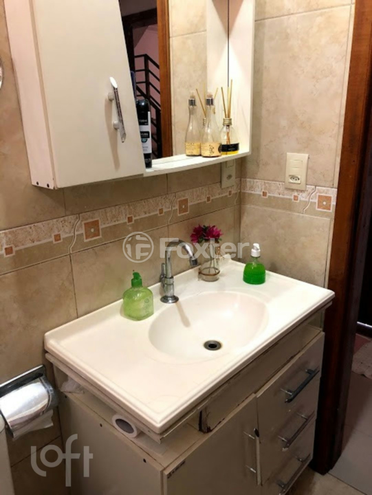 Casa à venda com 4 quartos, 150m² - Foto 14