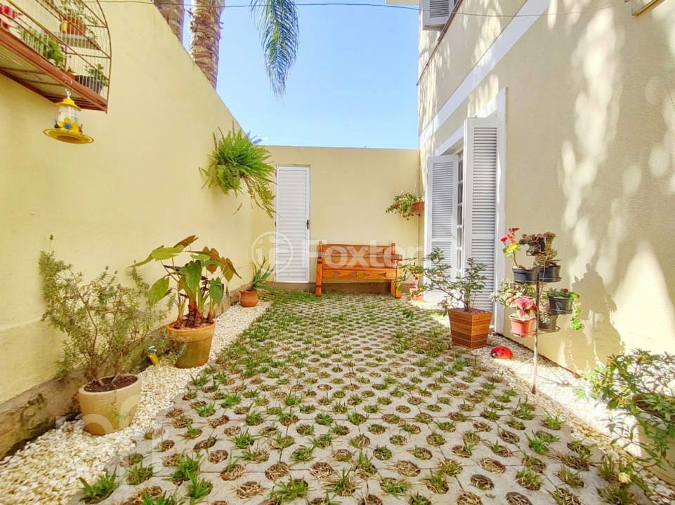 Apartamento à venda com 2 quartos, 98m² - Foto 2