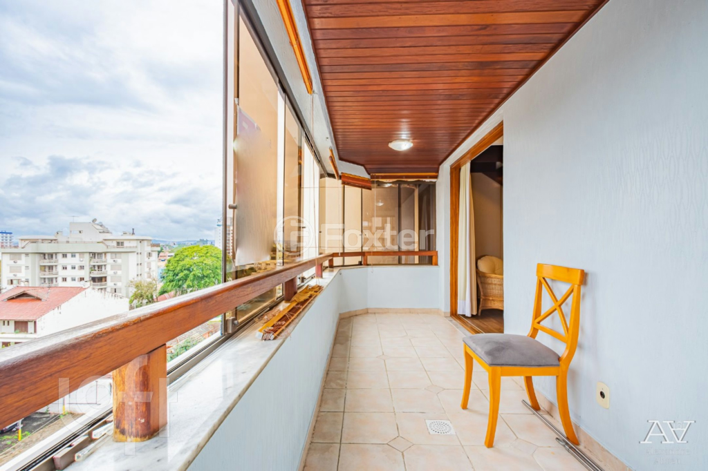 Cobertura à venda com 3 quartos, 297m² - Foto 2