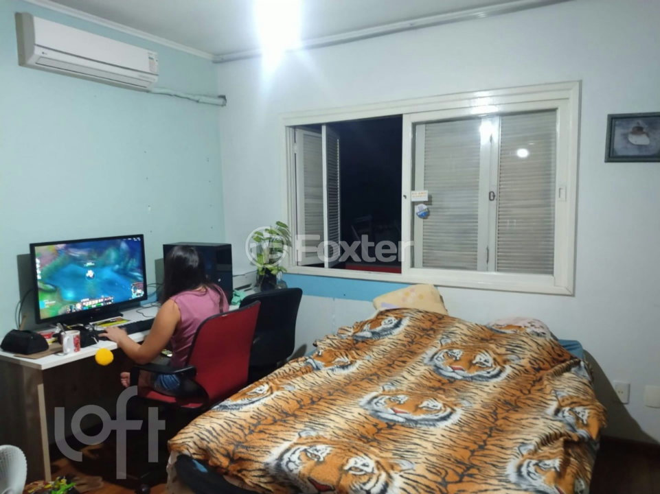 Casa à venda com 4 quartos, 264m² - Foto 17