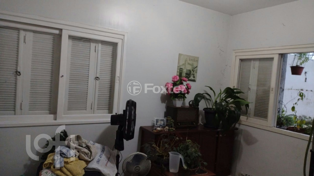 Casa à venda com 4 quartos, 264m² - Foto 4