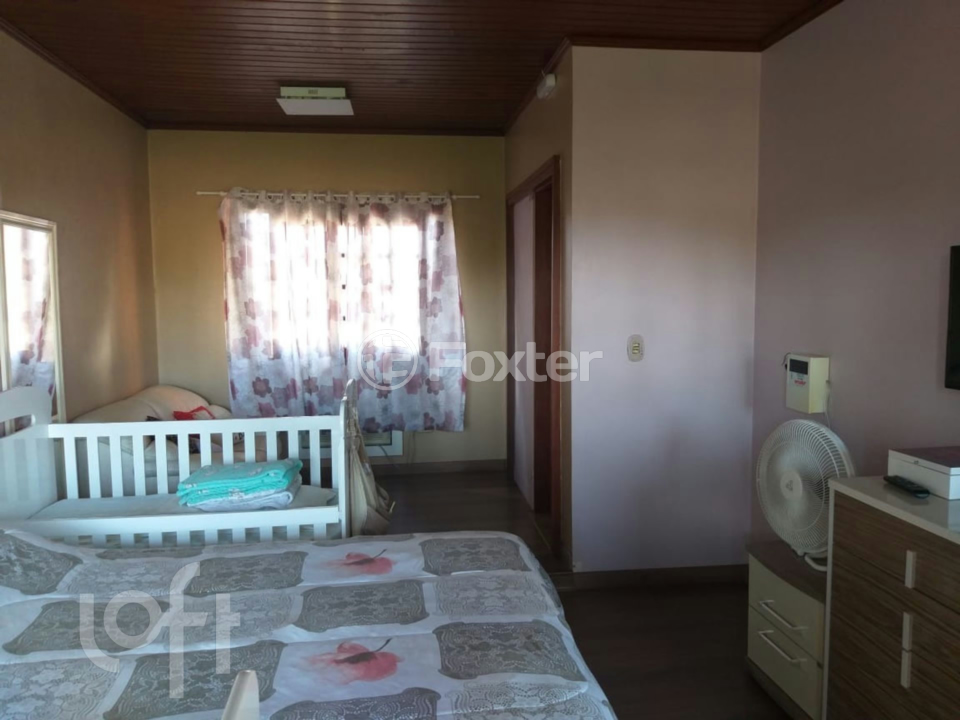 Casa à venda com 3 quartos, 250m² - Foto 7